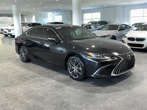 2022 Lexus ES 350 Base