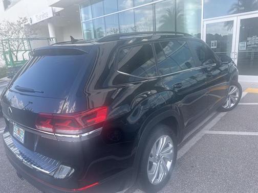 2021 Volkswagen Atlas 3.6L SE w/Technology