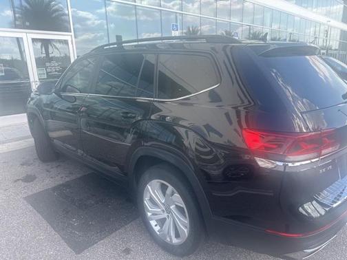 2021 Volkswagen Atlas 3.6L SE w/Technology