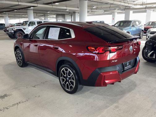 Vegas Red Metallic 2025 BMW X2 xDrive28i