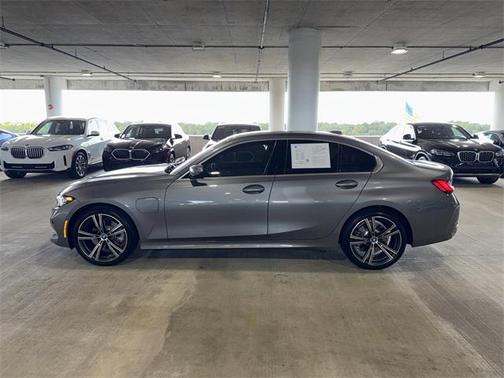 2024 BMW 330e 330e Sedan
