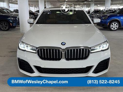 Alpine White 2023 BMW 540 i