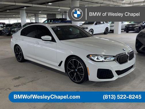 Alpine White 2023 BMW 540 i