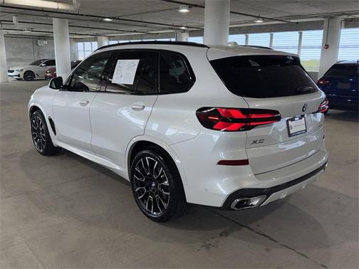 2025 BMW X5 xDrive40i
