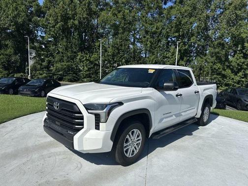 2022 Toyota Tundra SR5