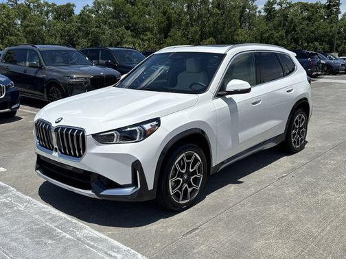 Alpine White 2026 BMW X1 xDrive28i