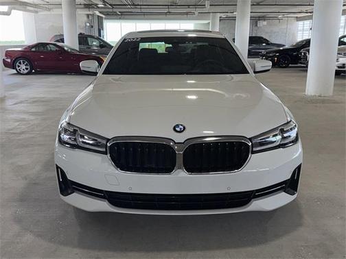 2022 BMW 540 i