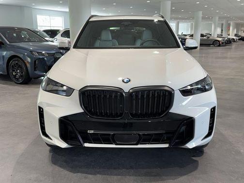 Alpine White 2026 BMW X5 sDrive40i