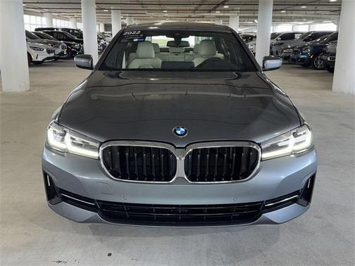 2022 BMW 540 i