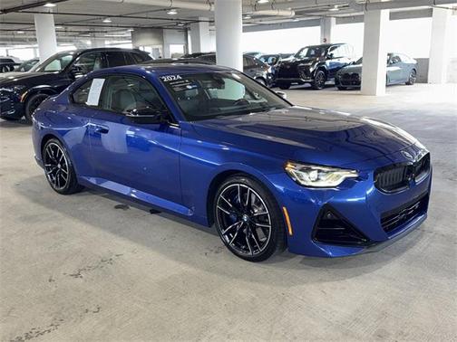 2025 BMW M240 i