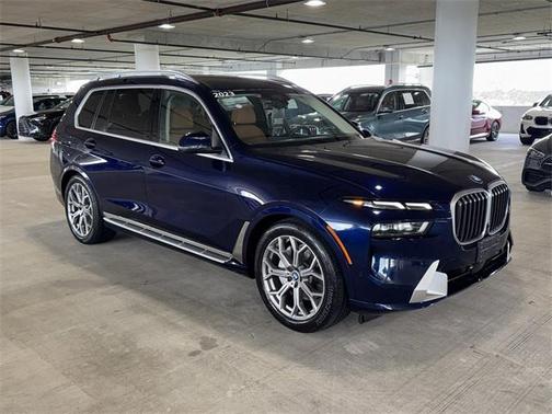 2023 BMW X7 xDrive40i