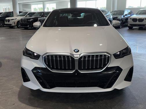 Mineral White Metallic 2027 BMW 530 i