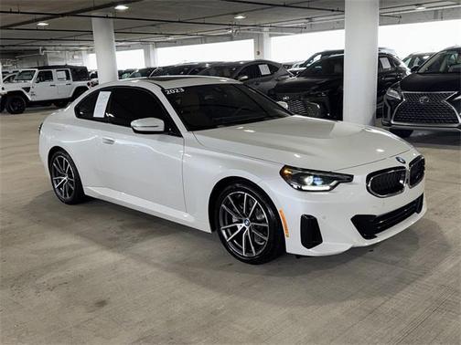 2023 BMW 230 i
