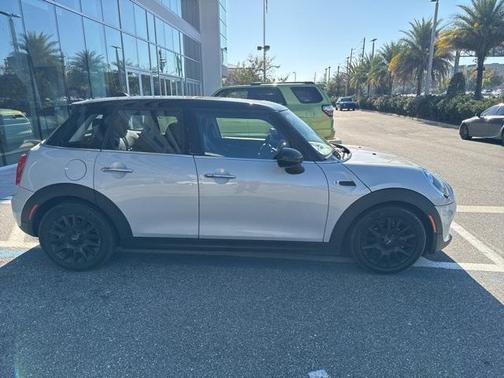 2019 MINI Hardtop Cooper