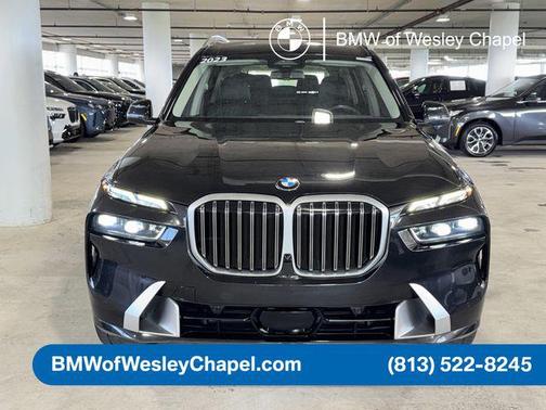 Black Sapphire Metallic 2023 BMW X7 xDrive40i
