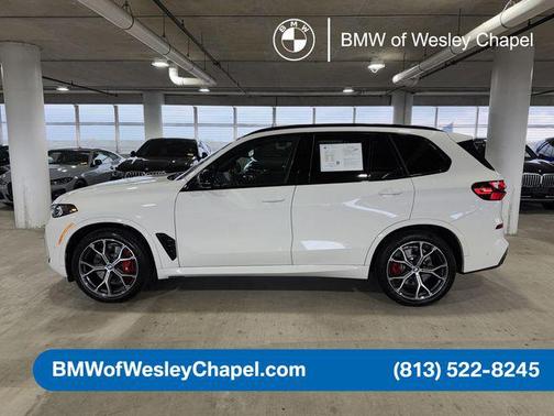 2026 BMW X5 M60i
