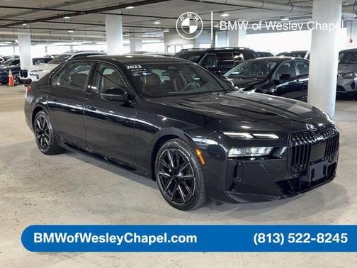 Black Sapphire Metallic 2023 BMW 740 i