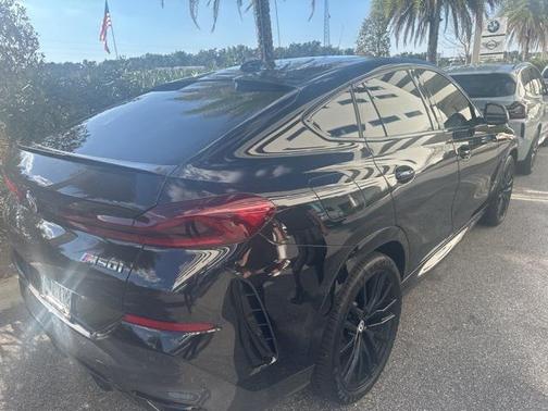 2023 BMW X6 M50i