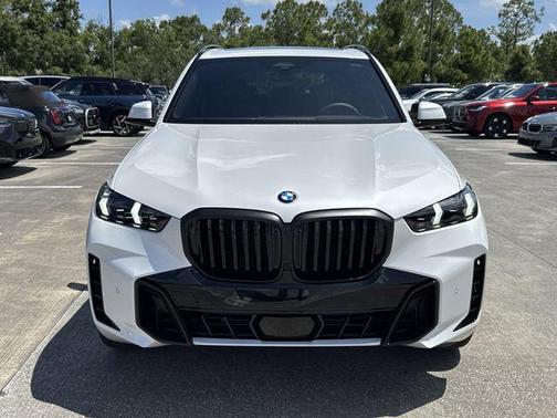 Mineral White Metallic 2026 BMW X5 sDrive40i