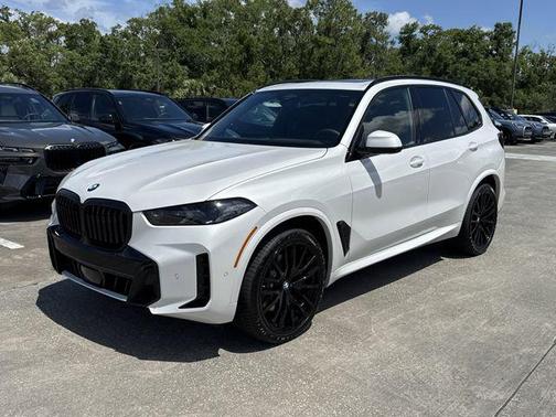 Mineral White Metallic 2026 BMW X5 sDrive40i