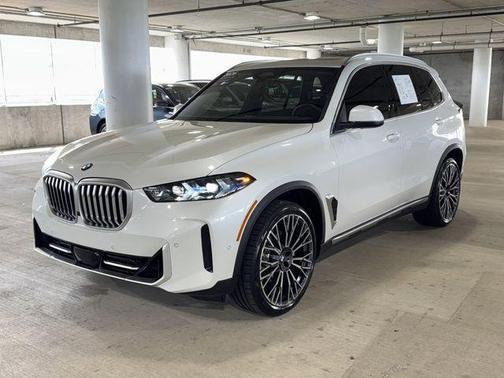 Mineral White Metallic 2026 BMW X5 xDrive40i