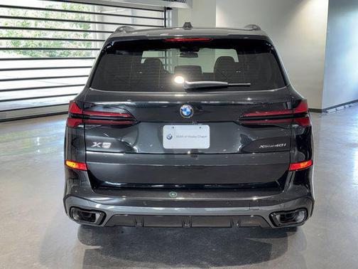 Black Sapphire Metallic 2026 BMW X5 xDrive40i