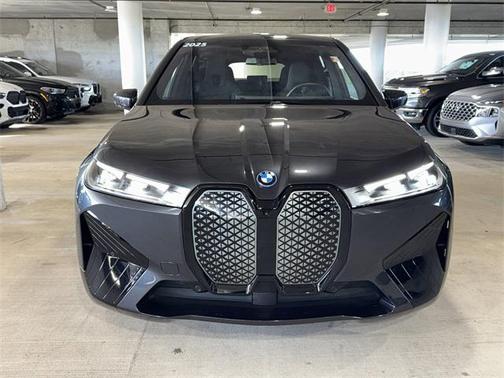 2025 BMW iX xDrive50