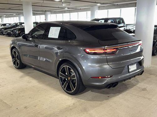 Grey 2022 Porsche Cayenne Turbo