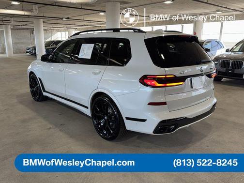 2026 BMW X7 M60i