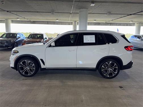 2023 BMW X5 sDrive40i
