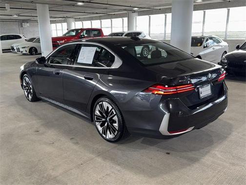 2024 BMW 540 i xDrive