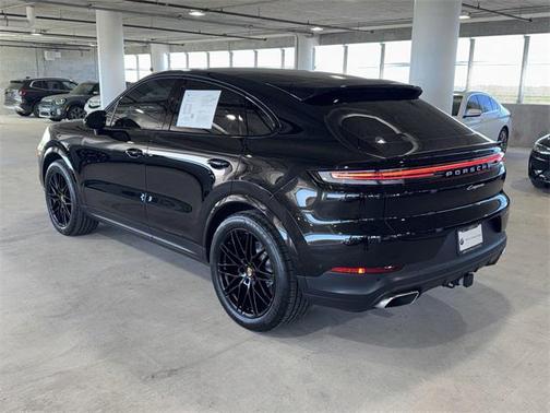 2024 Porsche Cayenne Base