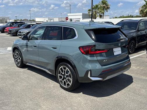 Cape York Green Metallic 2026 BMW X1 xDrive28i