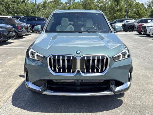 Cape York Green Metallic 2026 BMW X1 xDrive28i