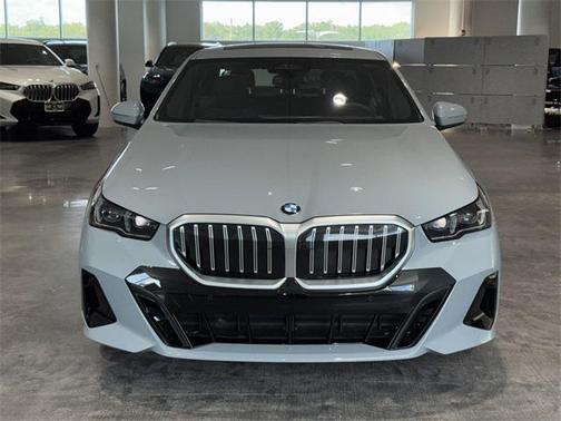 2026 BMW 530 i