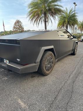 2024 Tesla Cybertruck All-Wheel Drive