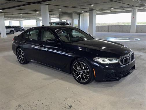 2022 BMW 530 i