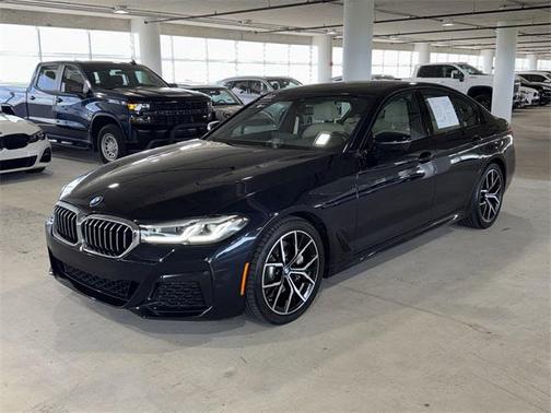 2022 BMW 530 i