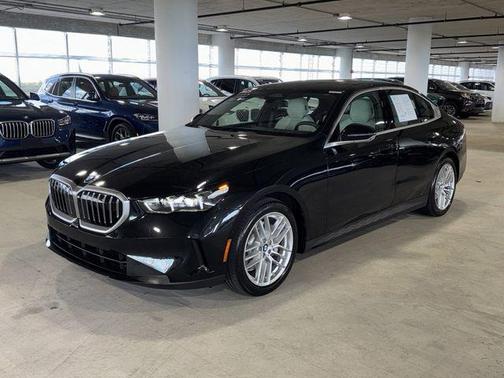 Black Sapphire Metallic 2025 BMW 530 xDrive