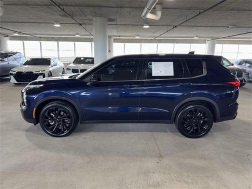2022 Mitsubishi Outlander Black Edition S-AWC