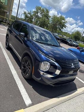 2022 Mitsubishi Outlander Black Edition S-AWC