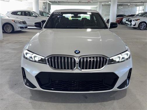 2025 BMW 330 i