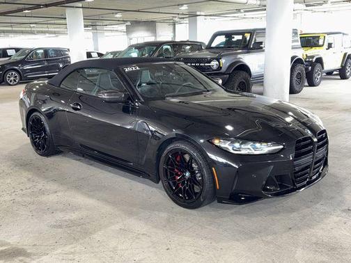 Black Sapphire Metallic 2022 BMW M4 Competition xDrive