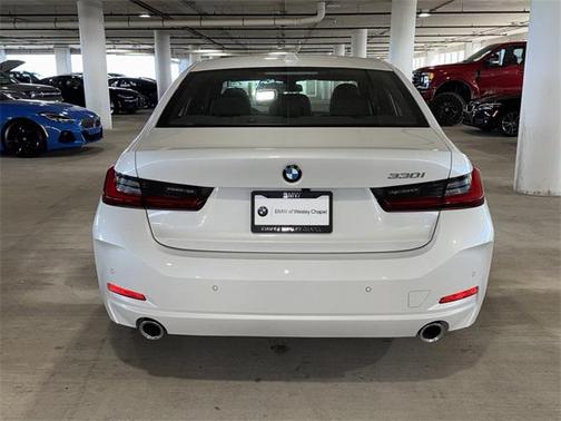 2026 BMW 330 i