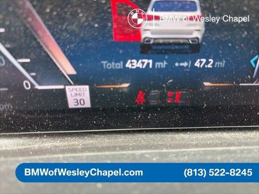 Mineral White Metallic 2024 BMW X5 xDrive40i