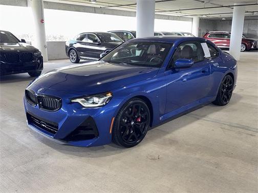 2025 BMW 230 i