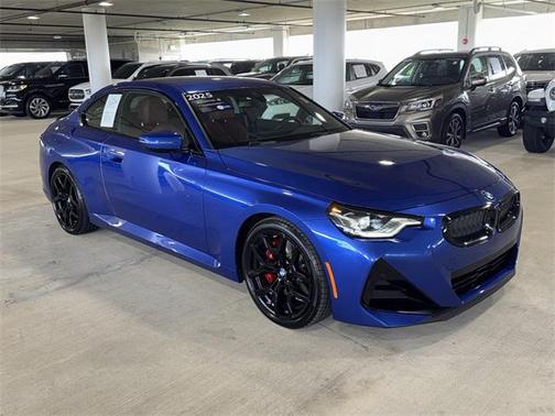 2025 BMW 230 i