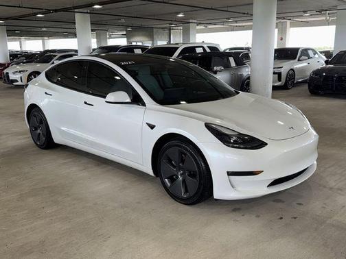 Pearl White Multi-Coat 2021 Tesla Model 3 Standard Range Plus
