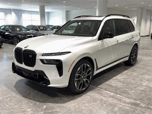 2026 BMW X7 M60i