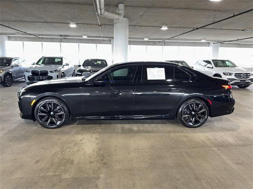 2023 BMW 760 i xDrive